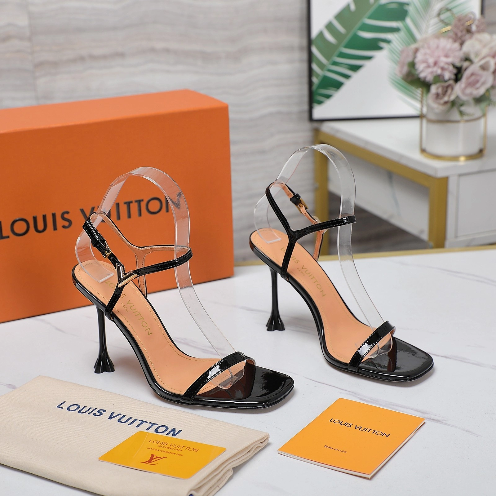 COCO-- 8V 1AC8BS Heel height：9.5CM sheepskin item:D-X158L1917